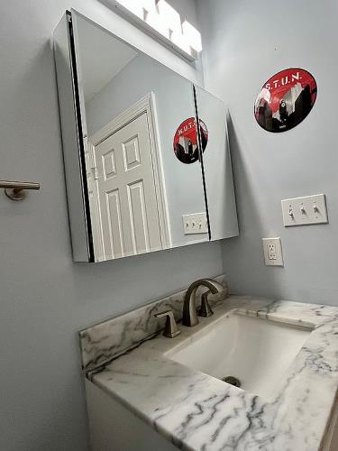 3527 Ivy Commons Drive, Unit 301 Raleigh, NC 27606 - Photo 6 of 10