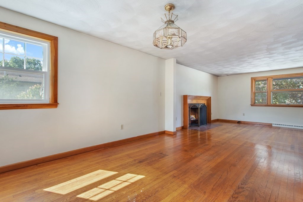 10 Witham Street Lynnfield, MA 01940 - Photo 12 of 36