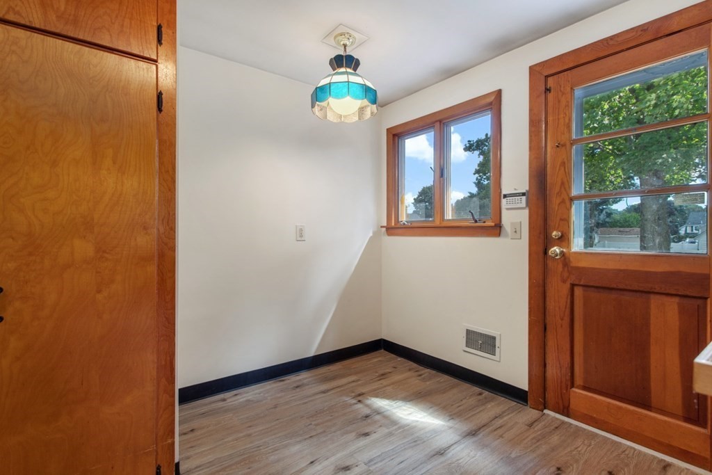 10 Witham Street Lynnfield, MA 01940 - Photo 16 of 36