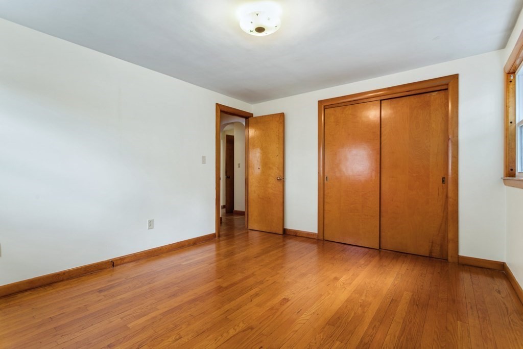 10 Witham Street Lynnfield, MA 01940 - Photo 25 of 36