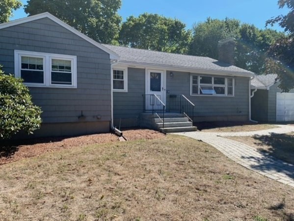 10 Witham Street Lynnfield, MA 01940 - Photo 3 of 36