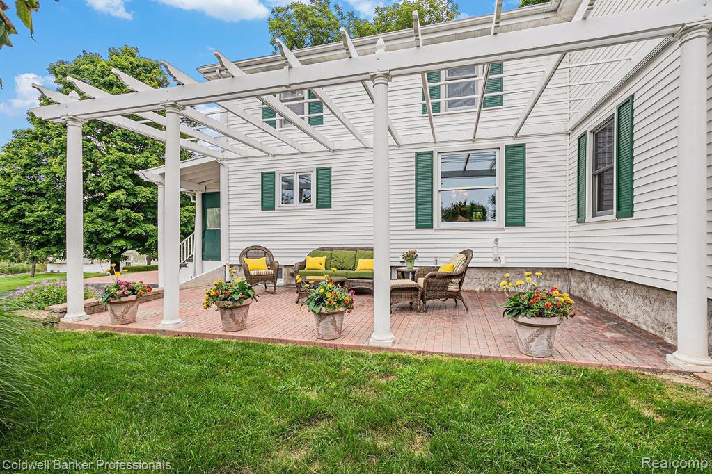 6377 Perry Road Grand Blanc, MI 48439 - Photo 5 of 62
