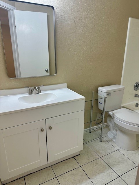 22911 Sherioaks Lane Spring, TX 77389 - Photo 19 of 26 a bathroom with a sink vanity and toilet