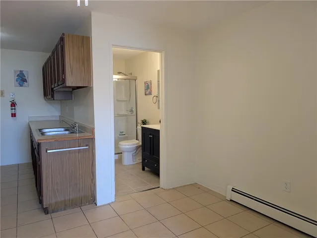 $1,150 | 420 Woodward Road, Unit 16, North Providence, RI 02904