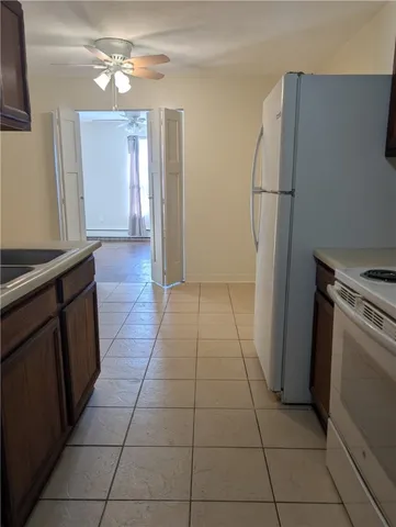 $1,150 | 420 Woodward Road, Unit 16, North Providence, RI 02904