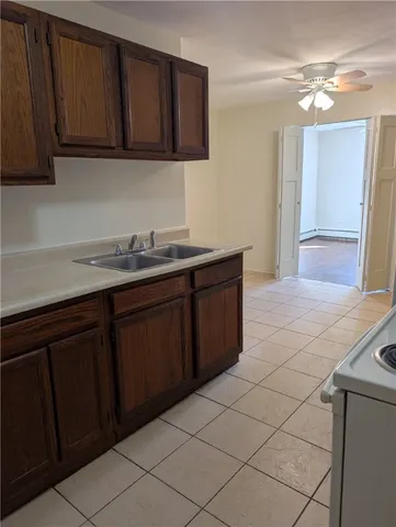 $1,150 | 420 Woodward Road, Unit 16, North Providence, RI 02904