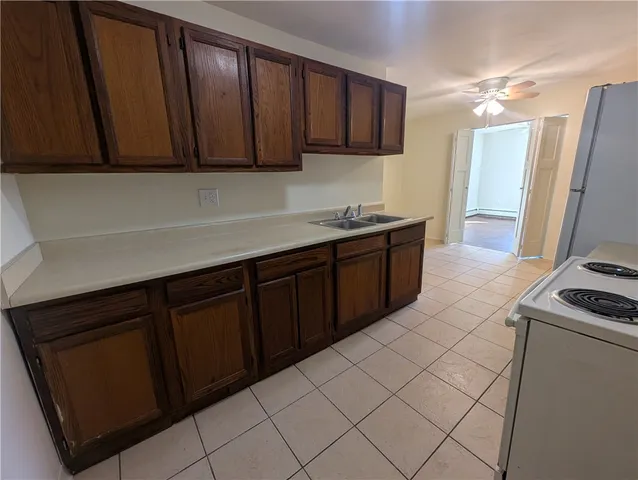 $1,150 | 420 Woodward Road, Unit 16, North Providence, RI 02904