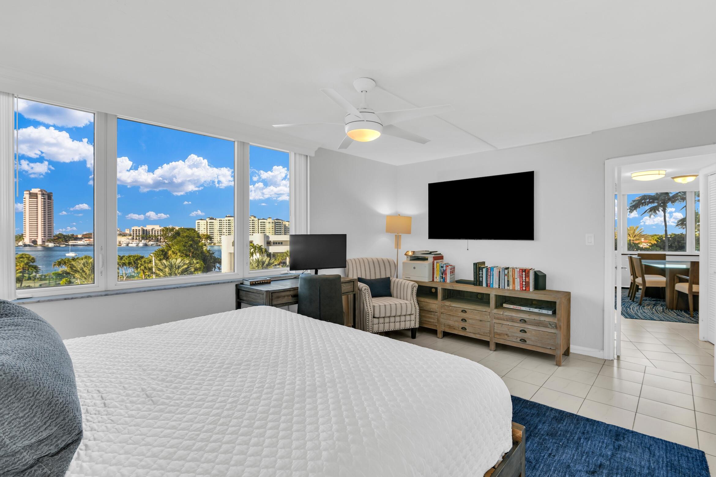 550 South Ocean Boulevard, Unit 407 Boca Raton, FL 33432 - Photo 26 of 47 Guest bedroom