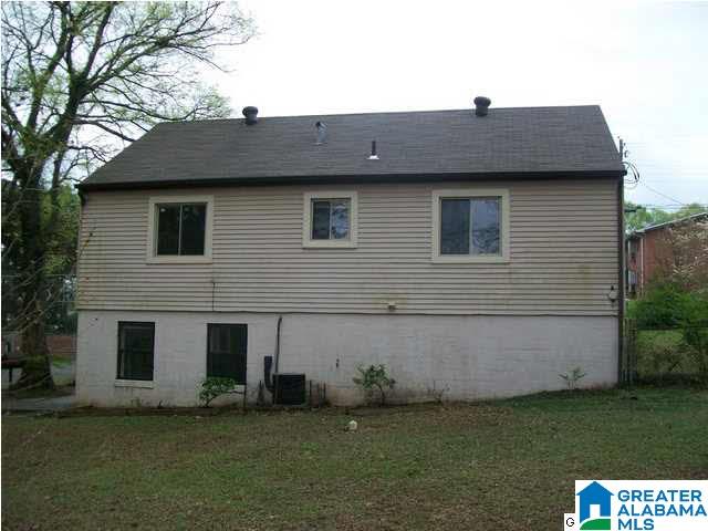 113 Ray Avenue Bessemer, AL 35023 - Photo 4 of 24