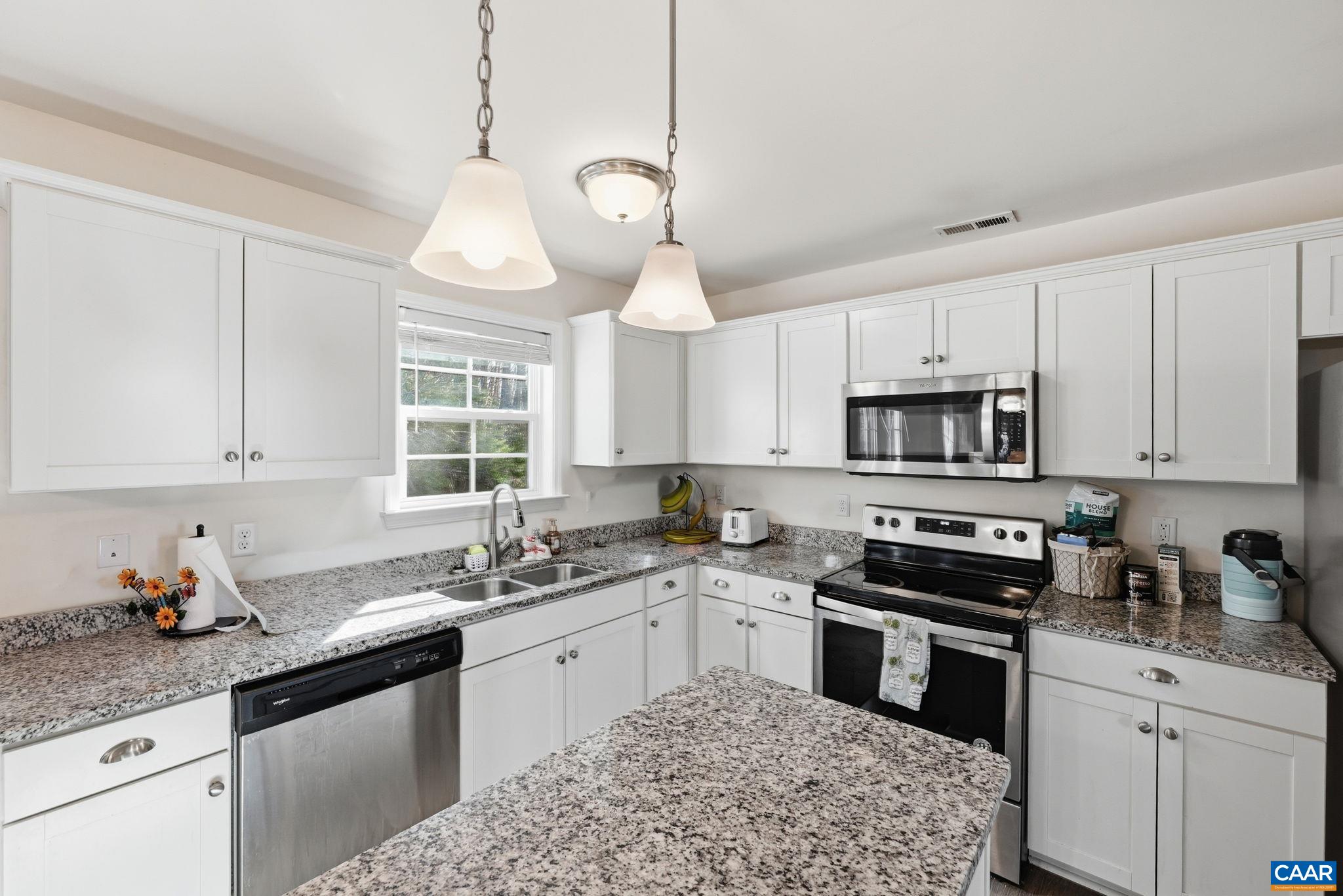 335 Cardinal Road Louisa, VA 23093 - Photo 14 of 66