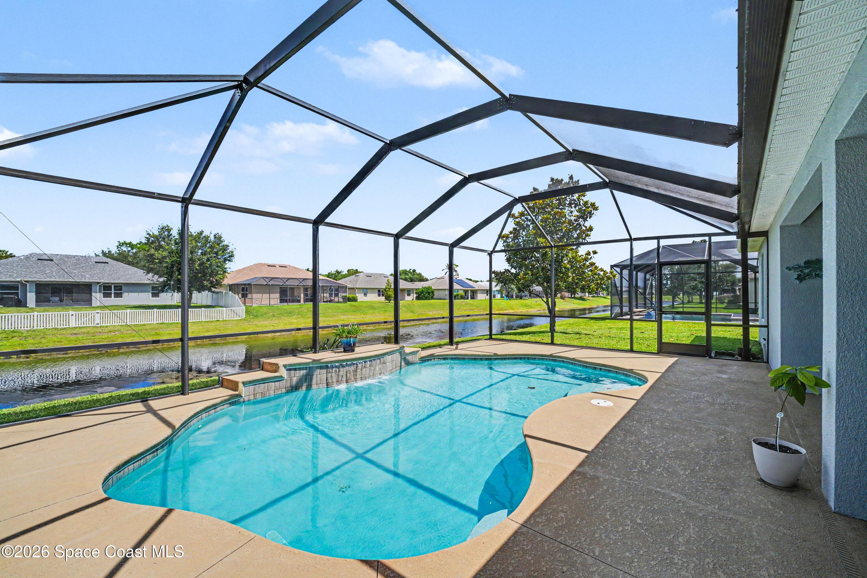 1025 Morgan Circle Northeast Palm Bay, FL 32905 - Photo 34 of 43 033_file_5566