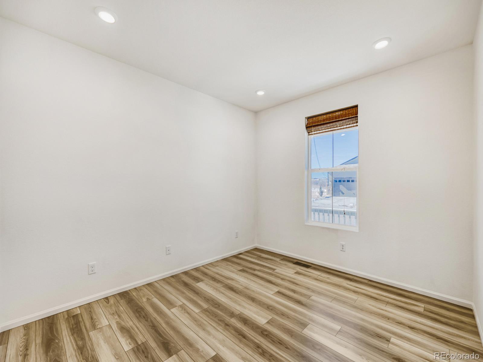 2039 Peachleaf Loop Castle Rock, CO 80108 - Photo 12 of 32