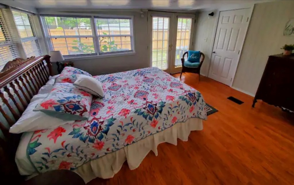 212 Old Ferry Dock Road Eastpoint, FL 32328 - Photo 8 of 18