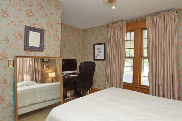 $250,000 | 423 East 4th Street, Cameron, MO 64429