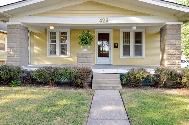 $250,000 | 423 East 4th Street, Cameron, MO 64429