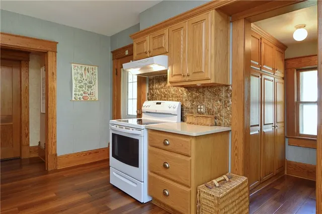 $250,000 | 423 East 4th Street, Cameron, MO 64429