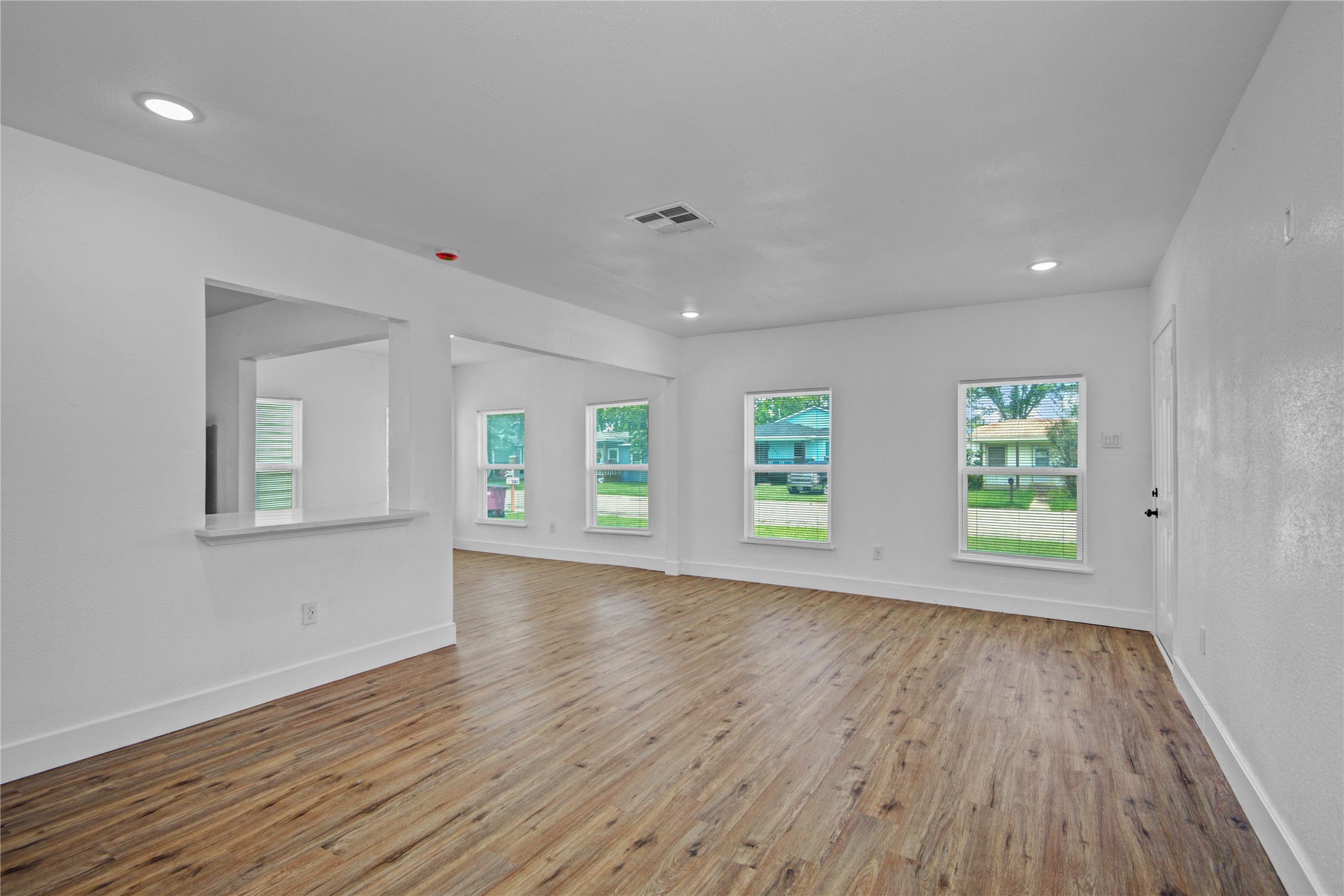 1203 West 6th Street Freeport, TX 77541 - Photo 8 of 35