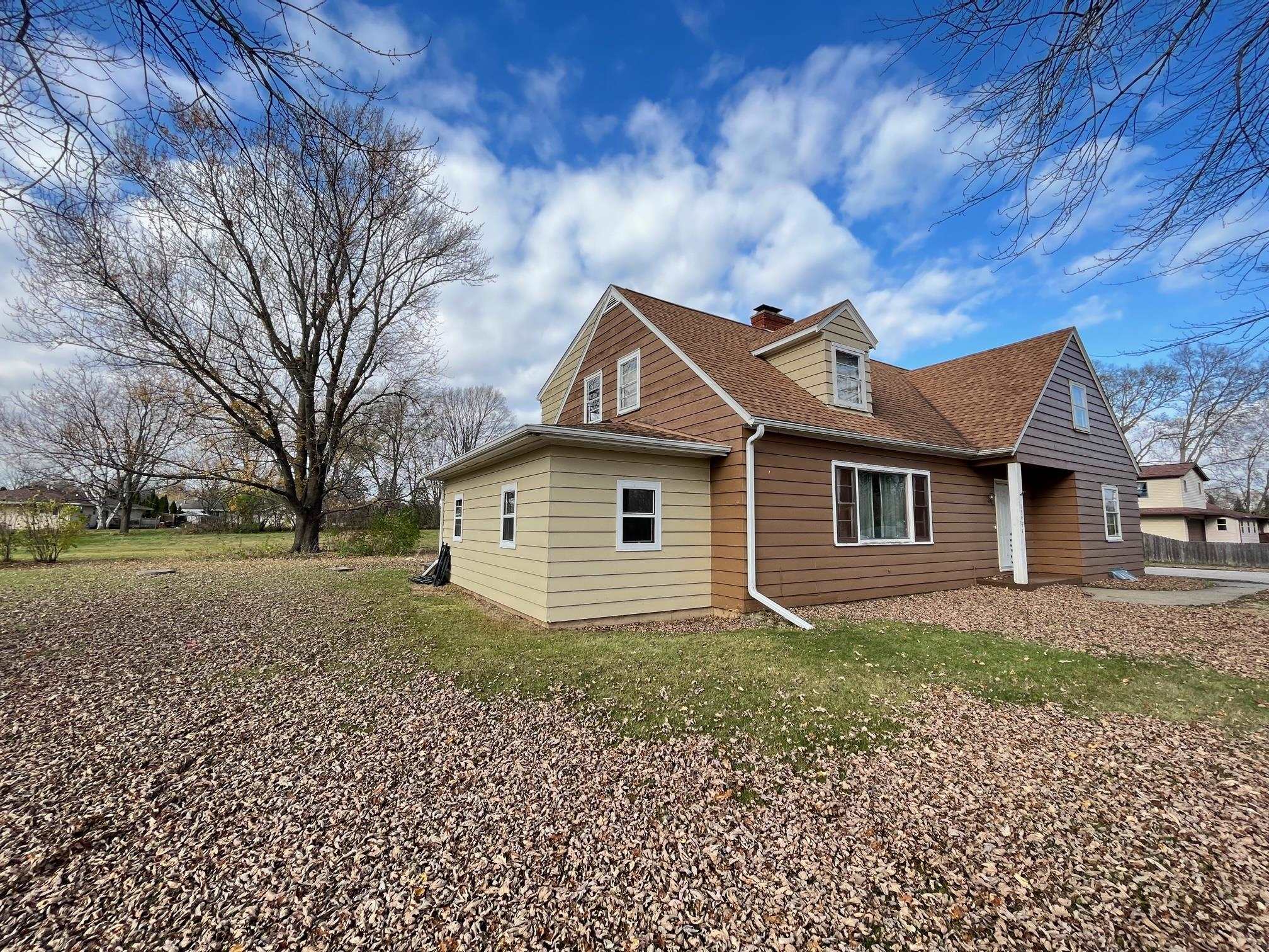 13954 Dorr Road Rockton, IL 61072 - Photo 2 of 21 a view of a house with a yard