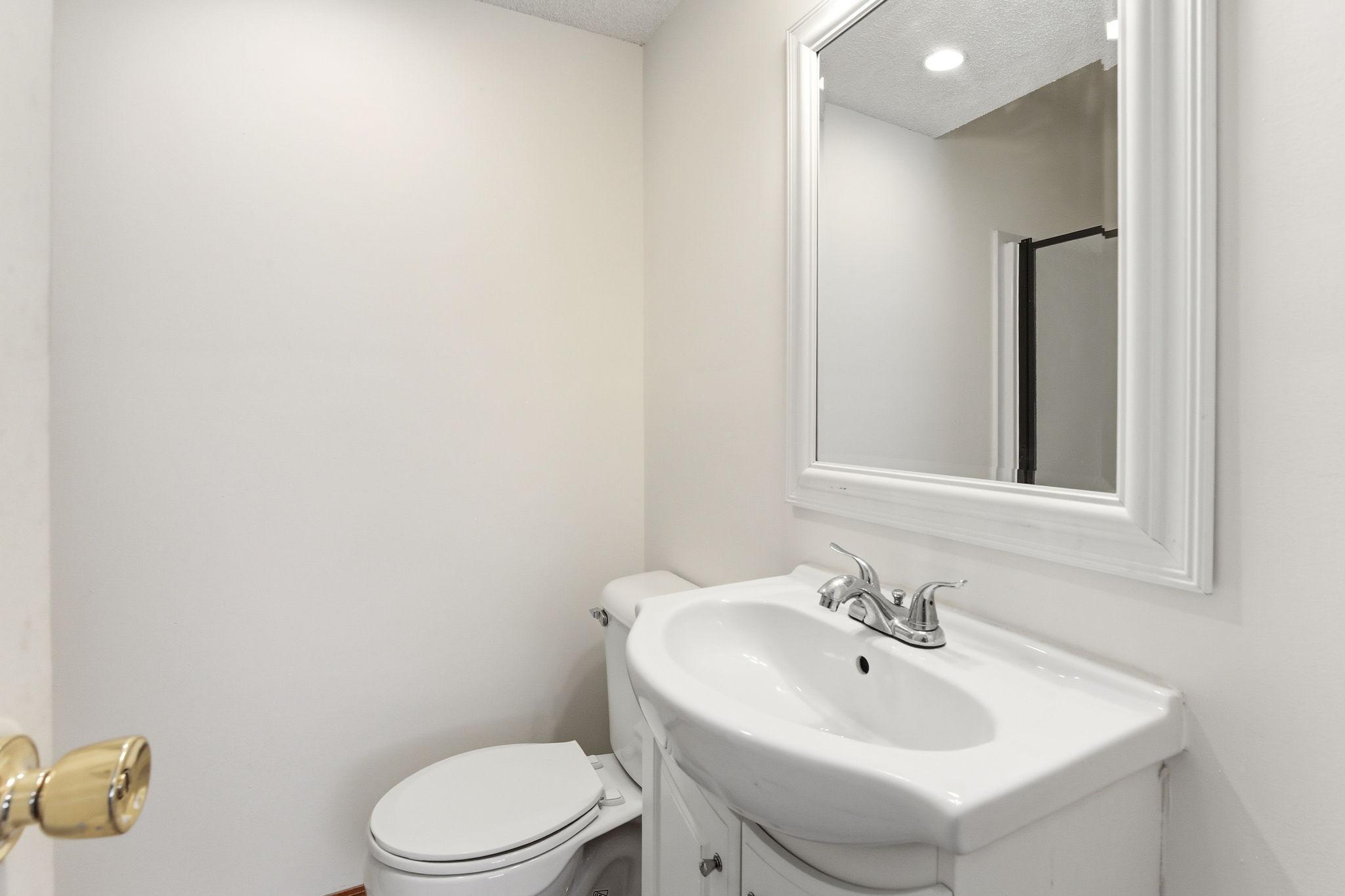 5206 Scott Trail Minneapolis, MN 55422 - Photo 18 of 45