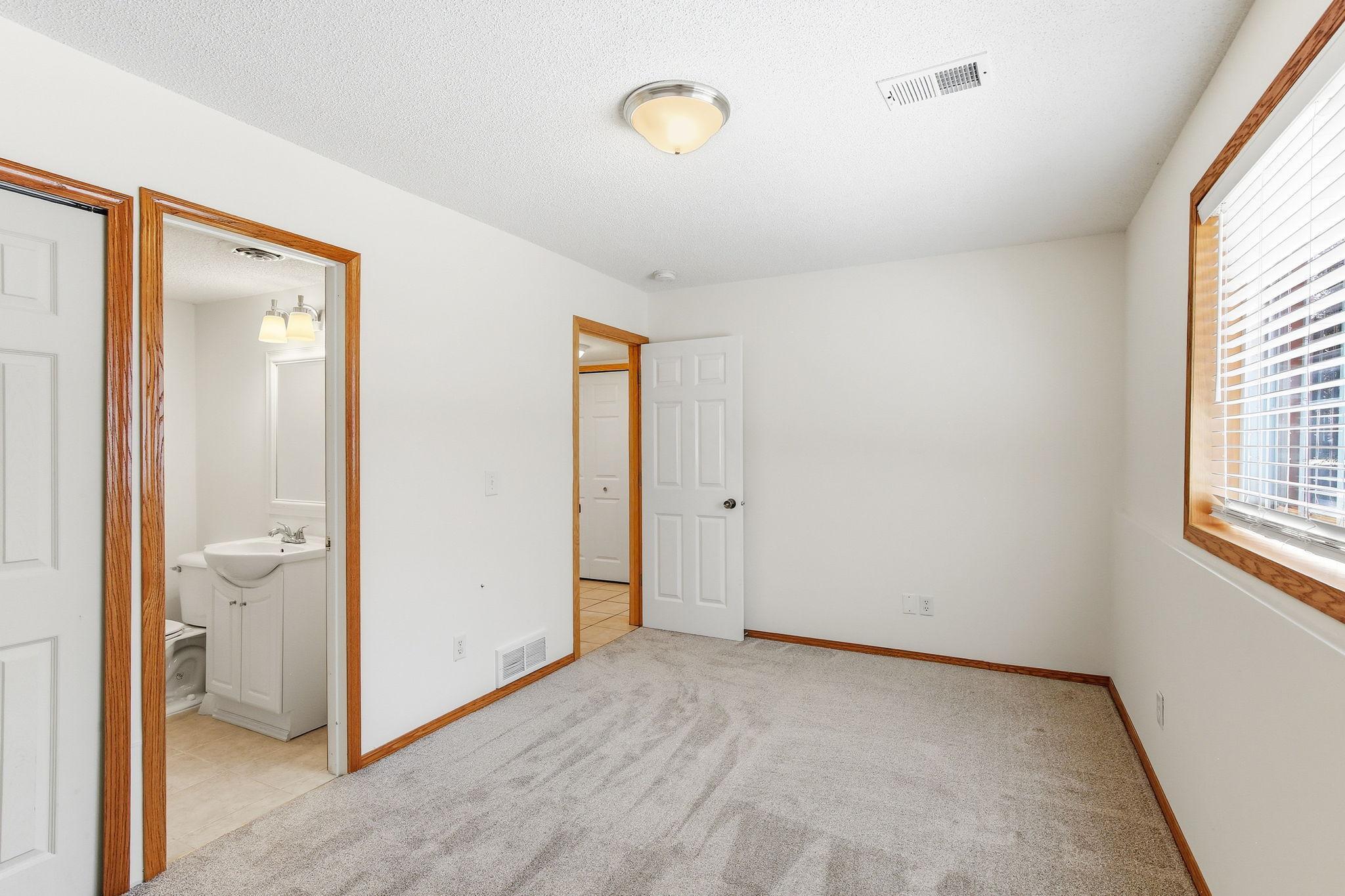 5206 Scott Trail Minneapolis, MN 55422 - Photo 33 of 45