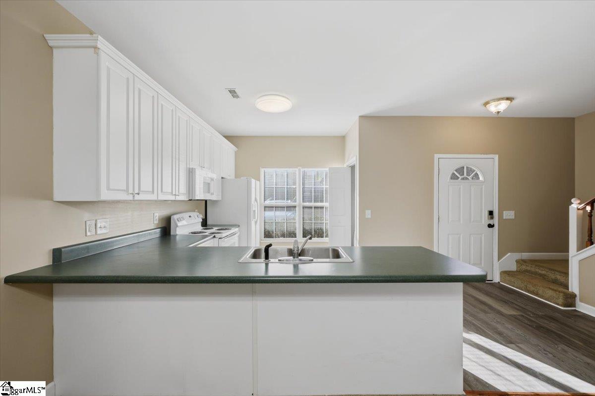 48 Ridgestone Circle Mauldin, SC 29662 - Photo 9 of 38