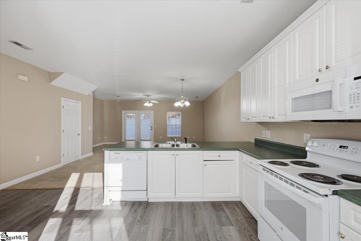 48 Ridgestone Circle Mauldin, SC 29662 - Photo 10 of 38