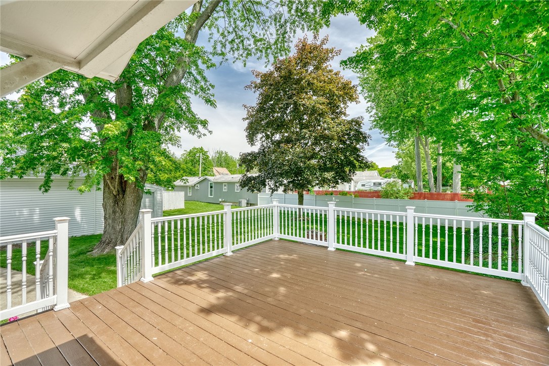 27 Martin Street Webster, NY 14580 - Photo 43 of 48 EXTRA LARGE DECK