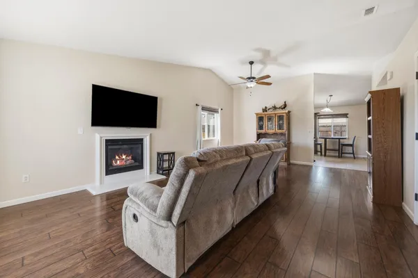 $465,000 | 107 Calloway Lane, Ione, CA 95640