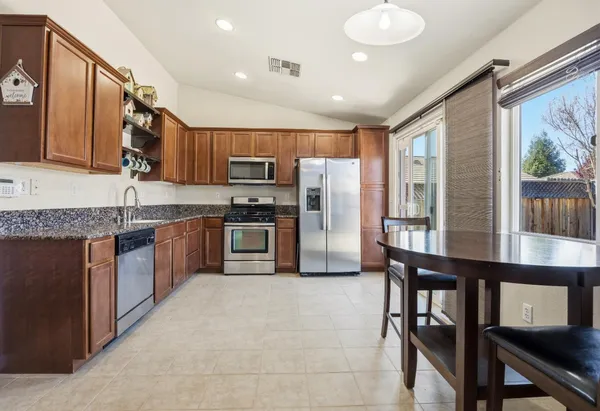 $465,000 | 107 Calloway Lane, Ione, CA 95640