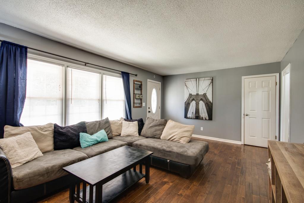 3334 Cooper Road Murfreesboro, TN 37127 - Photo 8 of 29 Gallery Image 8