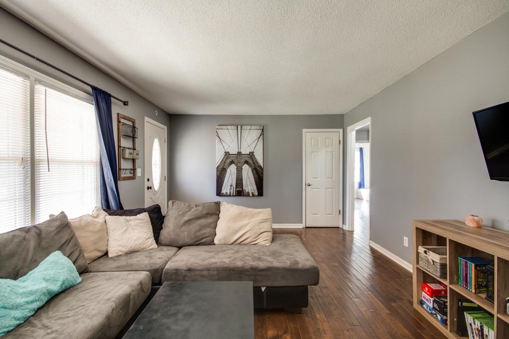 3334 Cooper Road Murfreesboro, TN 37127 - Photo 9 of 29 Gallery Image 9