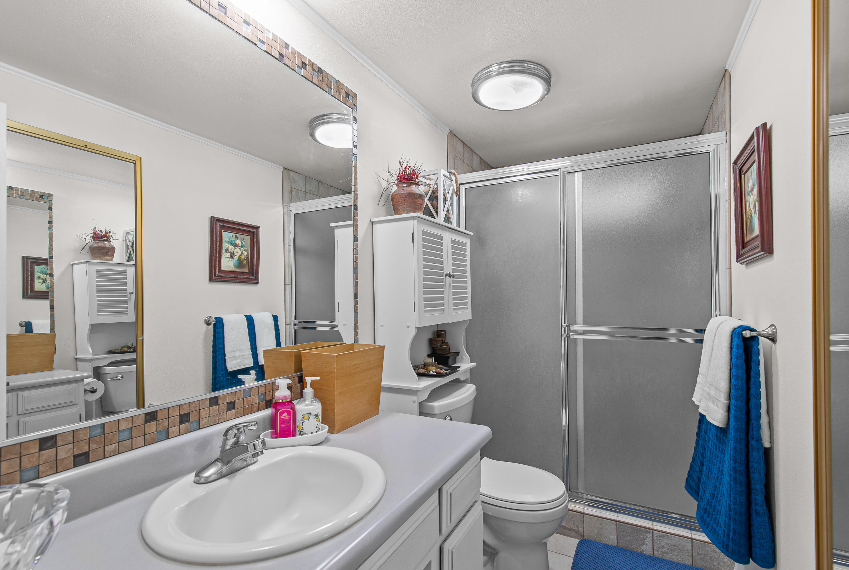 349 Capri Drive Eagle Point, OR 97524 - Photo 36 of 54 9R9A7529