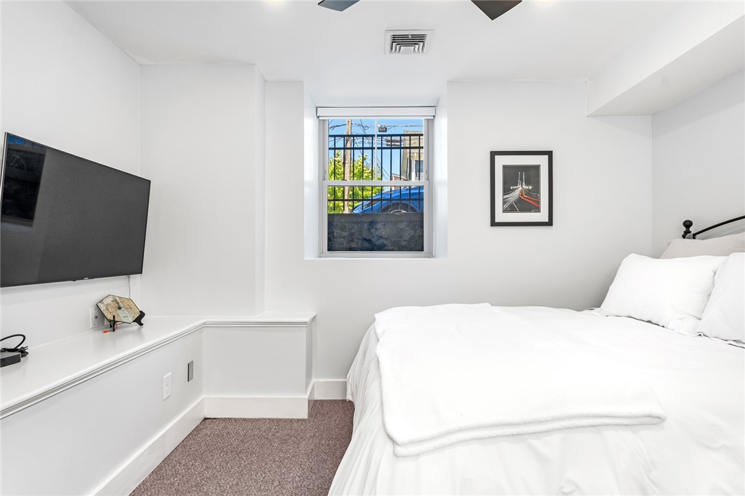 426 Spring Street, Unit B103 Newport, RI 02840 - Photo 20 of 31