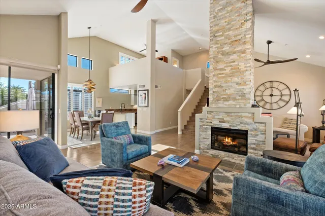 $895,000 | 7400 East Gainey Club Drive, Unit 216, Scottsdale, AZ 85258