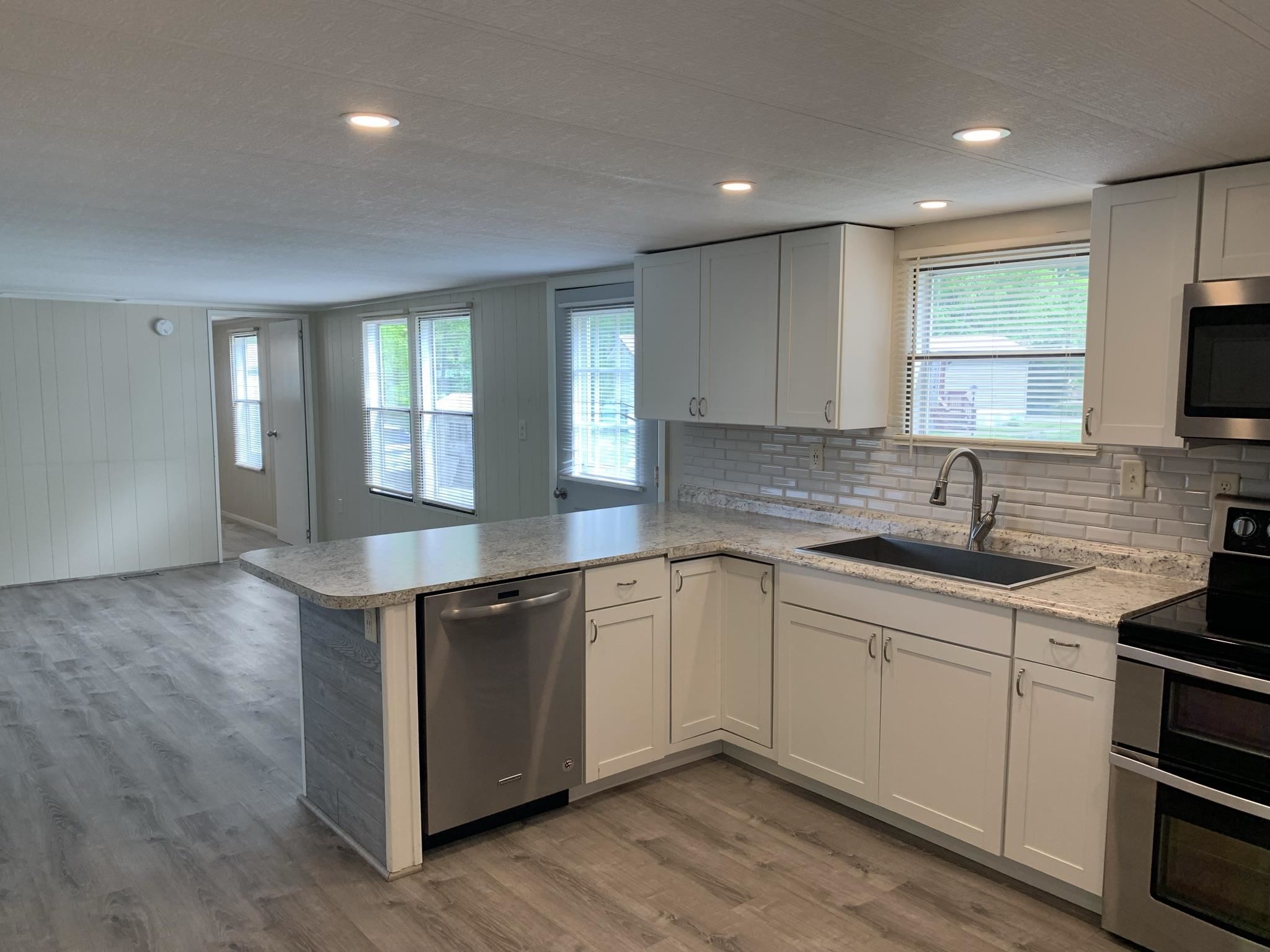 21 Cornwall Street Exeter, NH 03833 - Photo 9 of 40