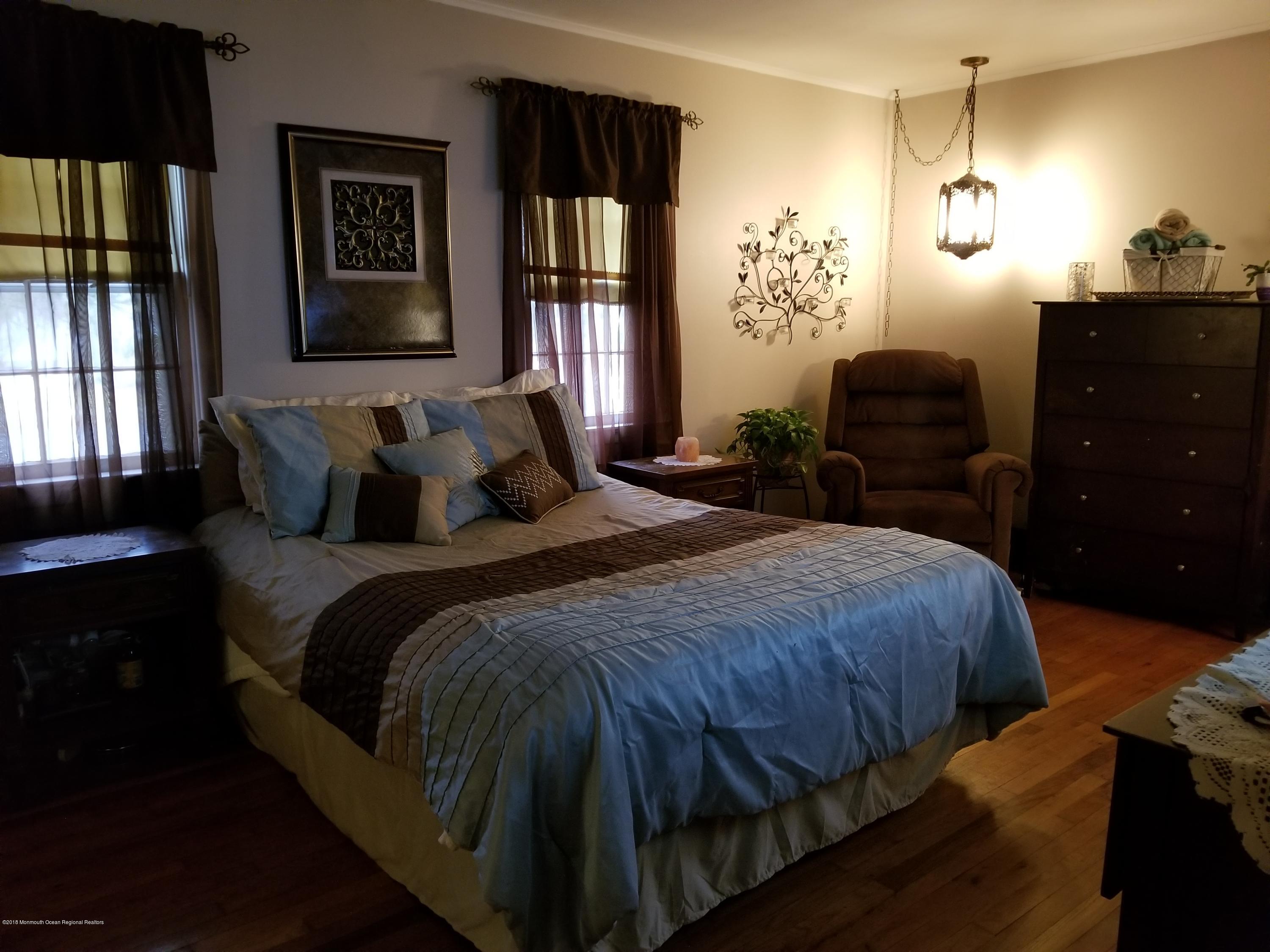 58 Cranmer Road Bayville, NJ 08721 - Photo 16 of 27 20180206_103707