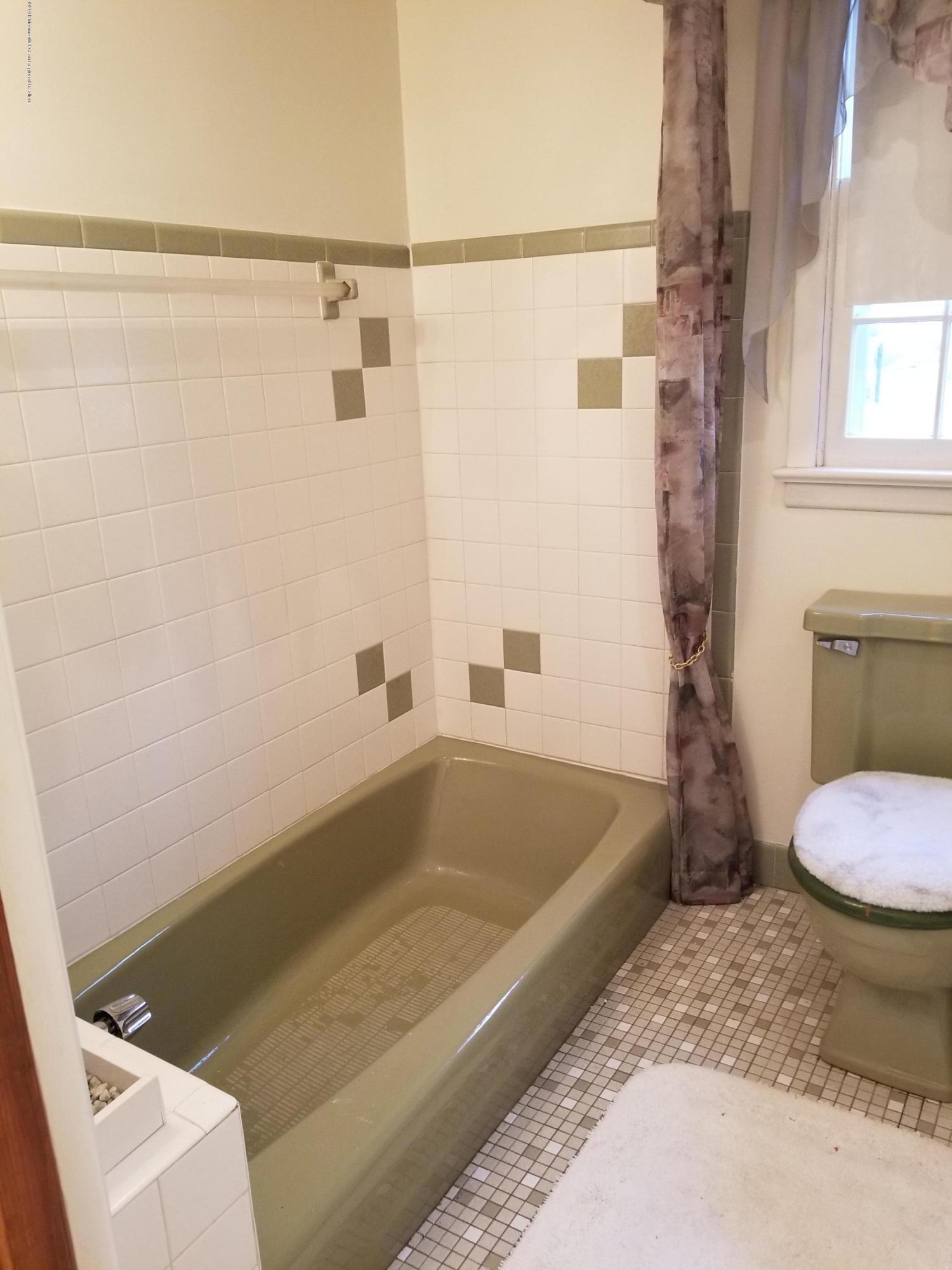 58 Cranmer Road Bayville, NJ 08721 - Photo 18 of 27 20180206_104952