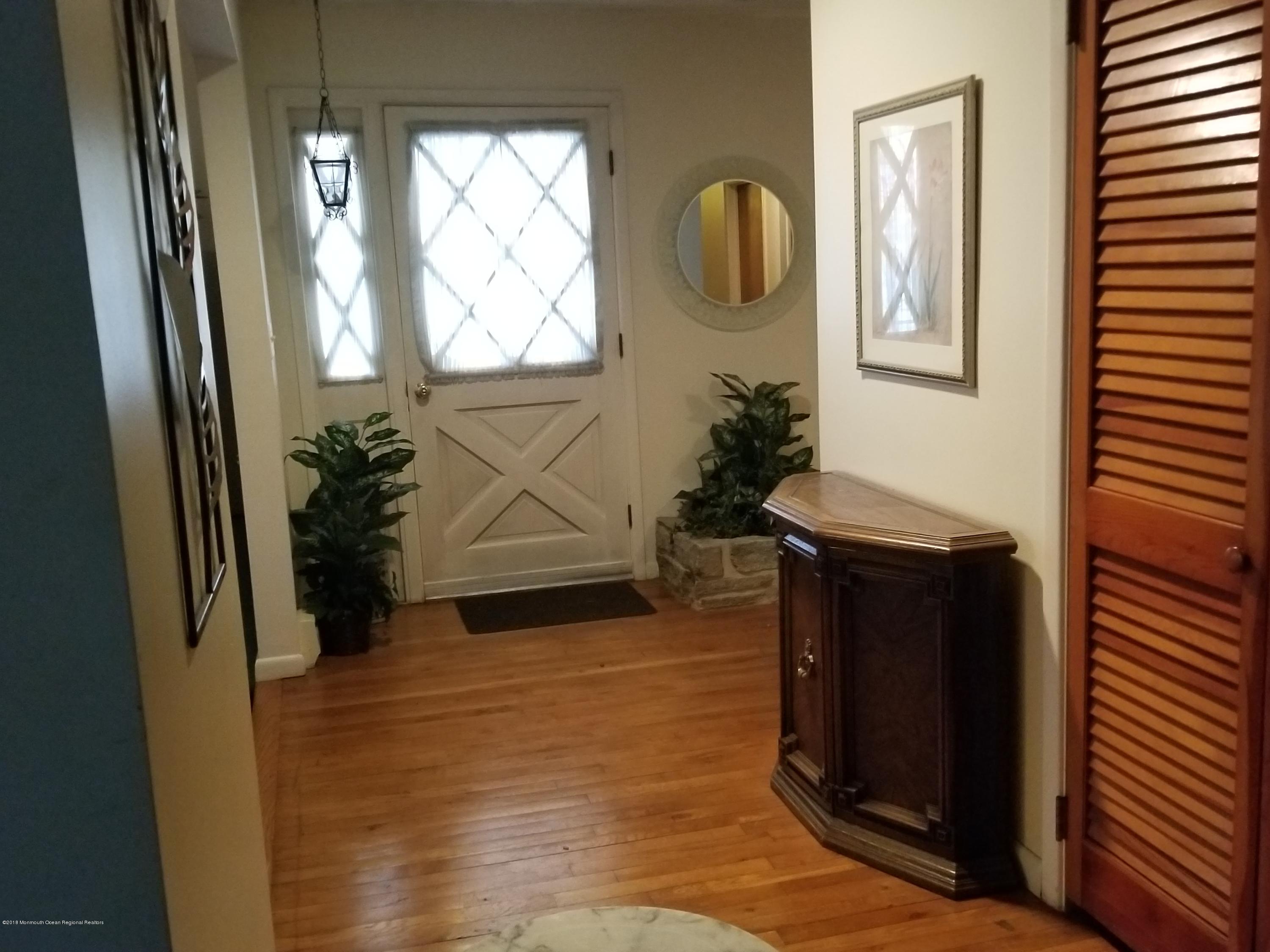 58 Cranmer Road Bayville, NJ 08721 - Photo 2 of 27 20180206_095529