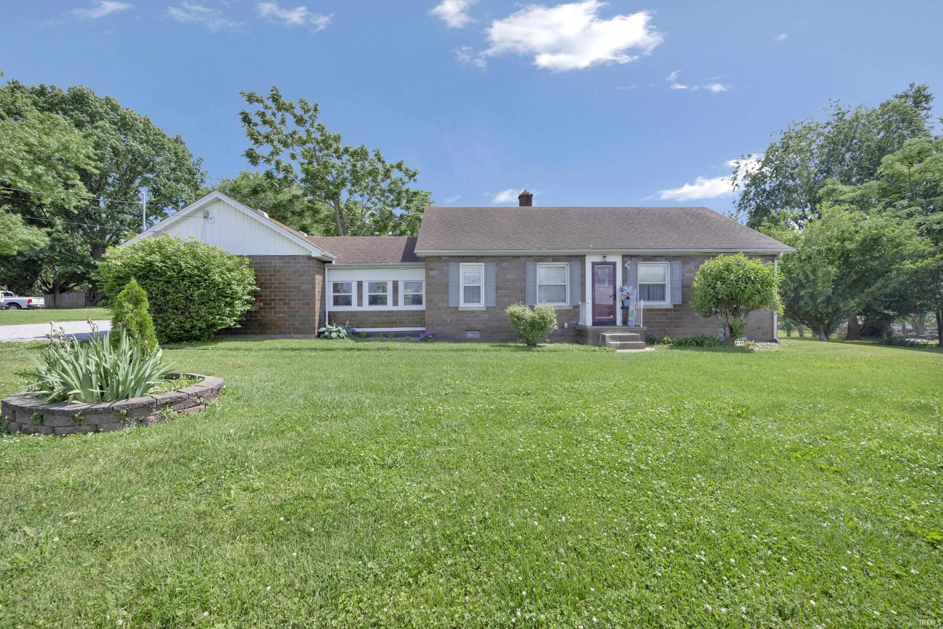 3001 Lynch Road Evansville, IN 47711 - Photo 1 of 31