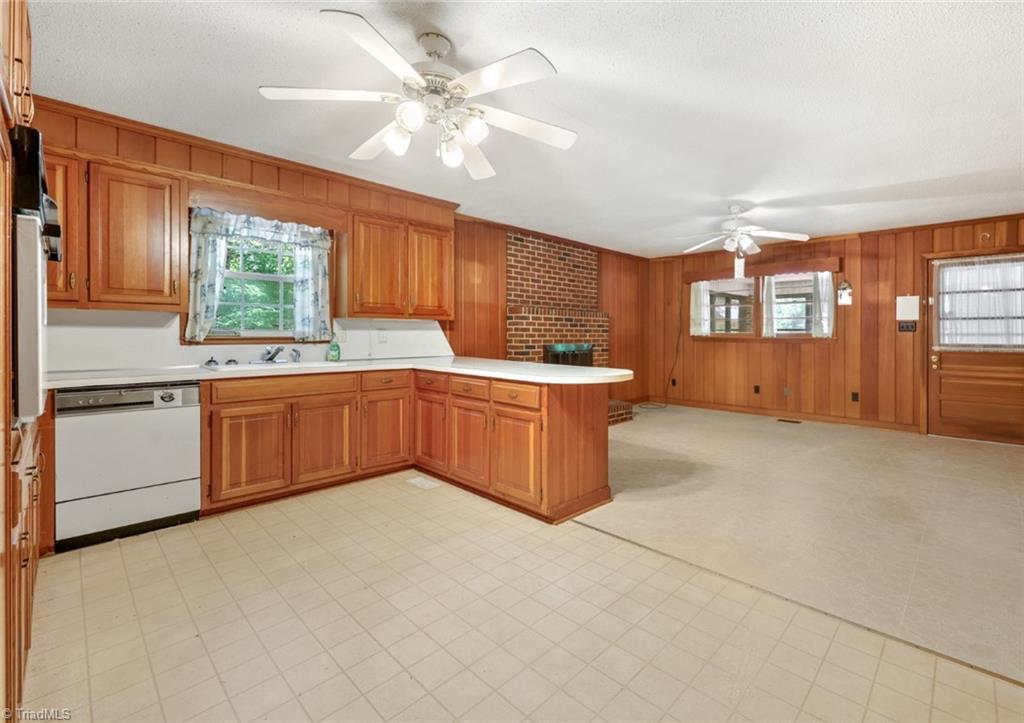 2685 Woosley Road Pfafftown, NC 27040 - Photo 11 of 50 Gallery Image 11