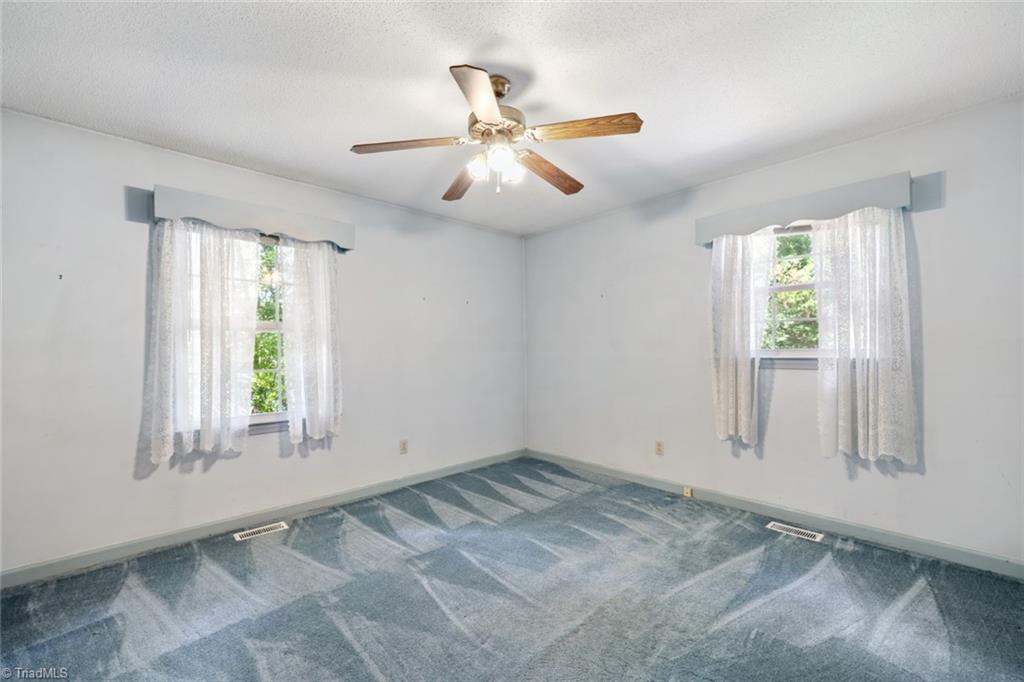 2685 Woosley Road Pfafftown, NC 27040 - Photo 17 of 50 Gallery Image 17