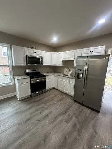 $2,300 | 179 Orland Street, Bridgeport, CT 06605