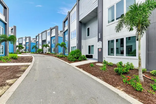 $2,500 | 7770 Sandy Ridge Drive, Unit 135, Kissimmee, FL 34747