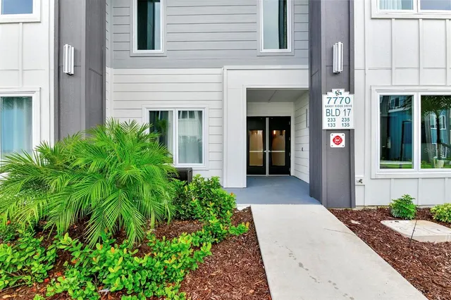 $2,500 | 7770 Sandy Ridge Drive, Unit 135, Kissimmee, FL 34747