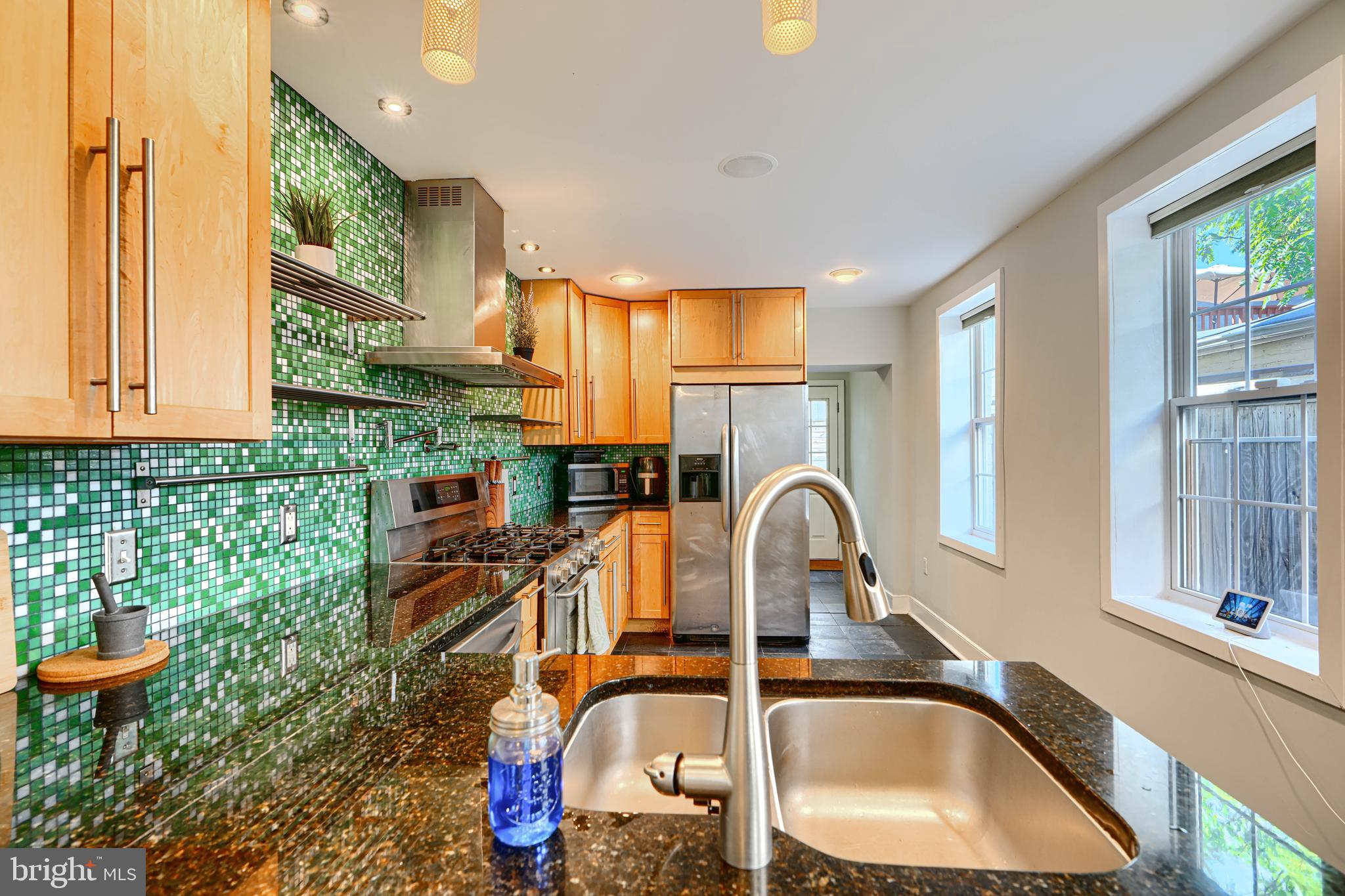 1717 Gough Street Baltimore, MD 21231 - Photo 12 of 39