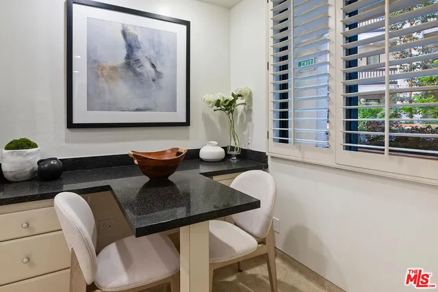 $1,095,000 | 2131 Century Park Lane, Unit 109, Los Angeles, CA 90067