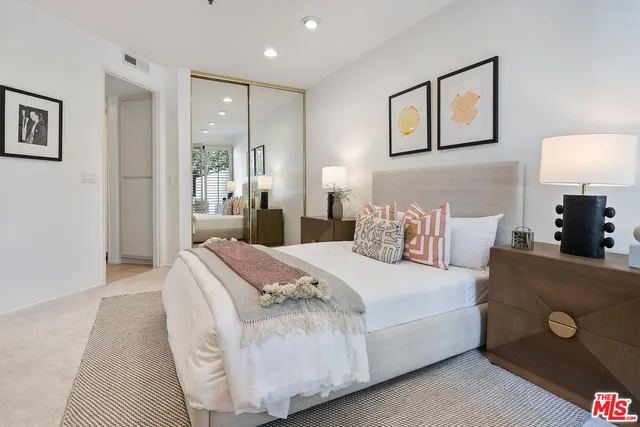 $1,095,000 | 2131 Century Park Lane, Unit 109, Los Angeles, CA 90067