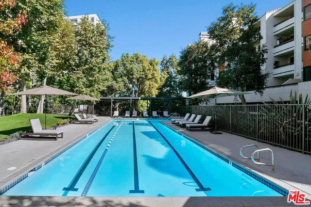 $1,095,000 | 2131 Century Park Lane, Unit 109, Los Angeles, CA 90067