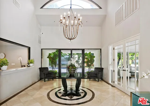 $1,095,000 | 2131 Century Park Lane, Unit 109, Los Angeles, CA 90067