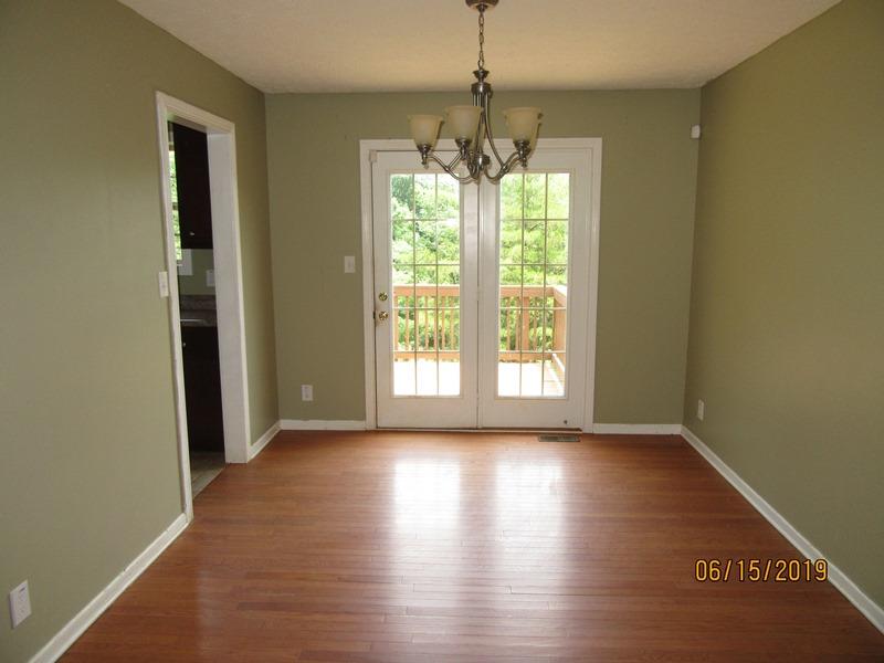 1204 Old Mack Road Clarksville, TN 37040 - Photo 3 of 9 Dining Room